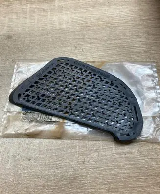 Mercedes-Benz Vaneo W414 Front fog light trim/grill A4148850022