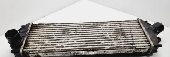 Nissan Primastar Intercooler radiator 8200411160C 992563JB 93854162
