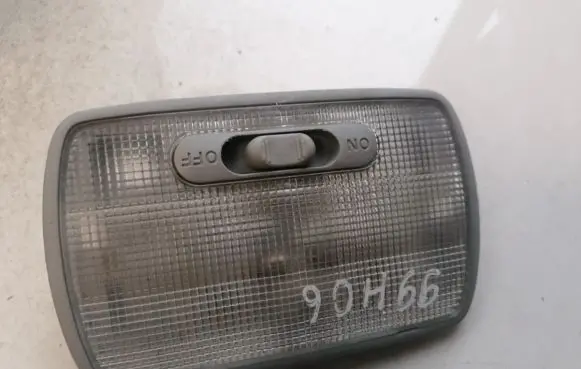 Honda FR-V Rear seat light