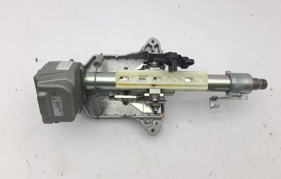 Mercedes-Benz A W169 Steering wheel axle A1694602416