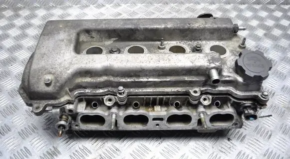Toyota Corolla E120 E130 Engine head 4ZZ-FE