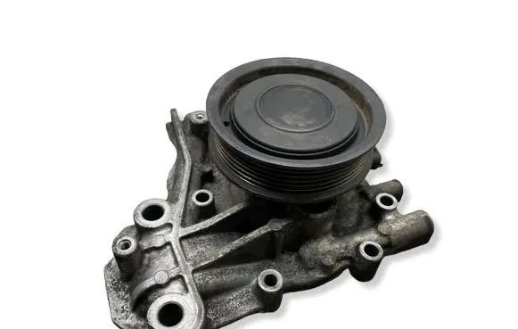 Opel Insignia A Water pump 55485156 381340835