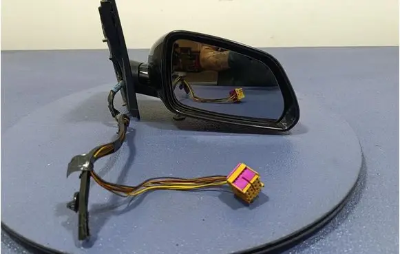 Volkswagen Polo IV 9N3 Front door electric wing mirror 601857502DB