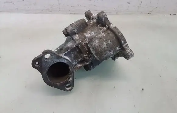Thermostat/thermostat housing
