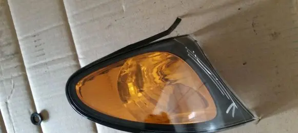 BMW 3 E46 Front indicator light 6910980 388702