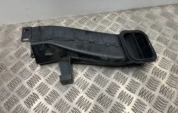 BMW X5 G05 Air intake duct part 8635093