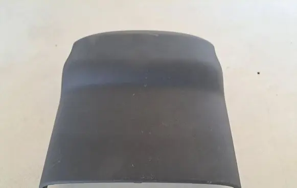 Steering wheel column trim