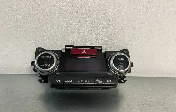 Subaru Forester SH Climate control/heater control trim 72311SC200 20524CB T1015531U