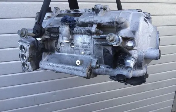 Jaguar I-Pace Electric car motor T4K9605 T4K20799 J9D375764AG