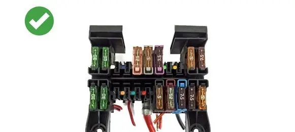 Mercedes-Benz C W204 Fuse box set 2115450301 13943281C 1394328