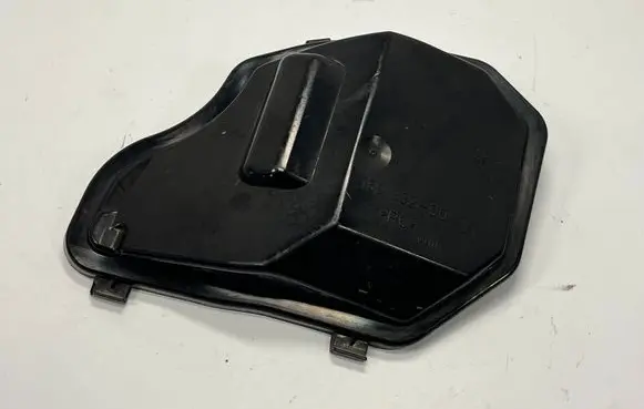 BMW 5 E60 E61 Headlight/headlamp dust cover 15933200 6933240 63116933240