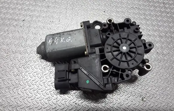Audi A4 S4 B5 8D Rear door window regulator motor 114188100