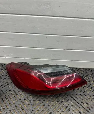 BMW 8 G14 Rear/tail lights H3744577113 2061010107 CCC17040A