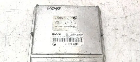 BMW 5 E39 Engine control unit/module 28RTE983 7788016 0281010314