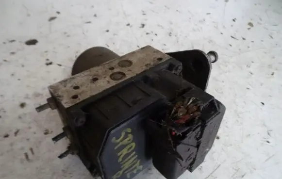 Mercedes-Benz Sprinter W906 ABS Pump 0004463089