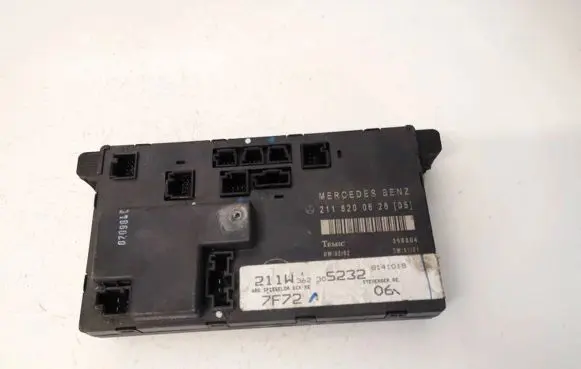 Mercedes-Benz E W211 Comfort/convenience module 2118200626