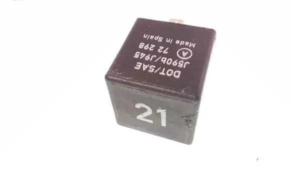Volkswagen Golf III Other relay 191953227A