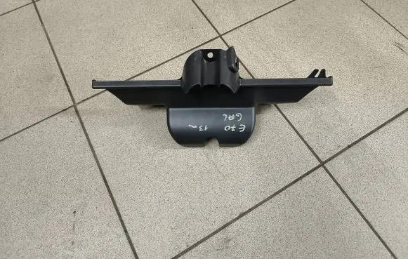 BMW X5M E70 Tailgate/boot lid lock trim 7177378 10834110