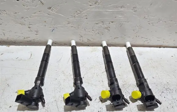 Volkswagen Transporter - Caravelle T6 Fuel injectors set 28565339