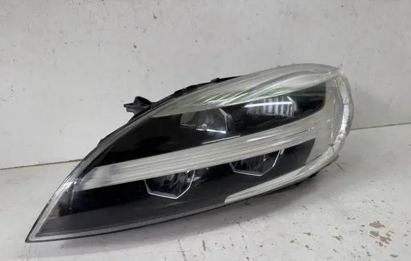 Volvo V40 Headlight/headlamp