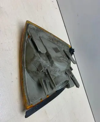 Front indicator light