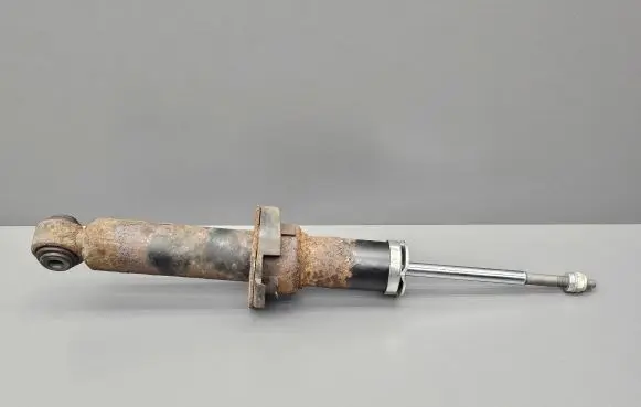 Jaguar XF X250 Rear shock absorber/damper 8X2380AC 8X2380