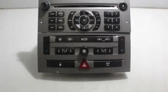 Peugeot 407 Radio/GPS head unit trim 96573322YW