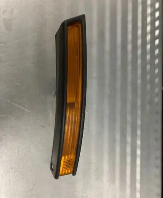 Volkswagen PASSAT B6 Front indicator light 3C0958042J