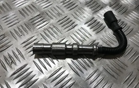 Mercedes-Benz S W220 Ignition plug leads 0356912948 1121500118
