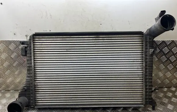Volkswagen Golf V Intercooler radiator 1K0145928D