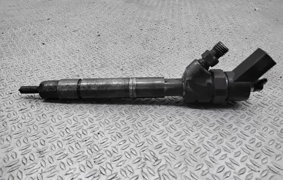 Mercedes-Benz A W168 Fuel injector A6680700287