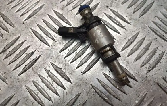 Audi Q5 SQ5 Fuel injector 06H906036G