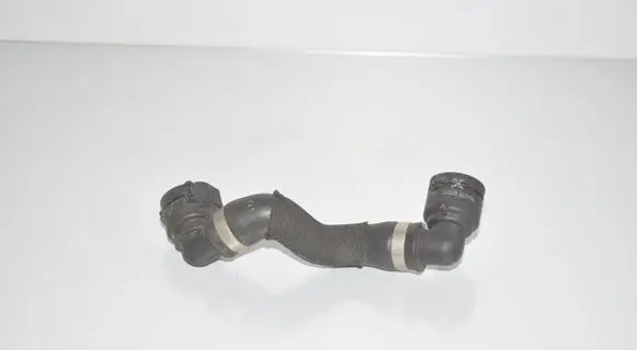 BMW X7 G07 Engine coolant pipe/hose 8573382 11538573382