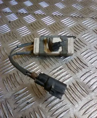 Toyota Yaris Coolant fan relay 2468106110B