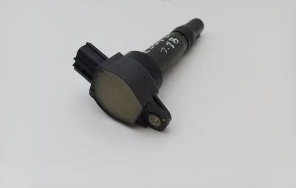 Mitsubishi Colt High voltage ignition coil MN195616