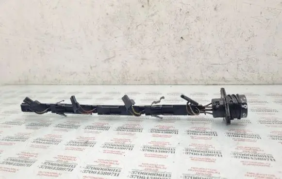 Volkswagen Bora Fuel injector wires 038971803