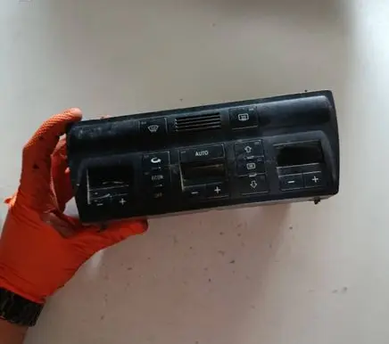 Audi A6 S6 C6 4F Climate control/heater control trim 4B0820043P