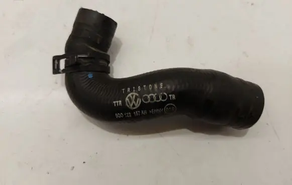 Audi A3 S3 8V Engine coolant pipe/hose 5Q0122157AH