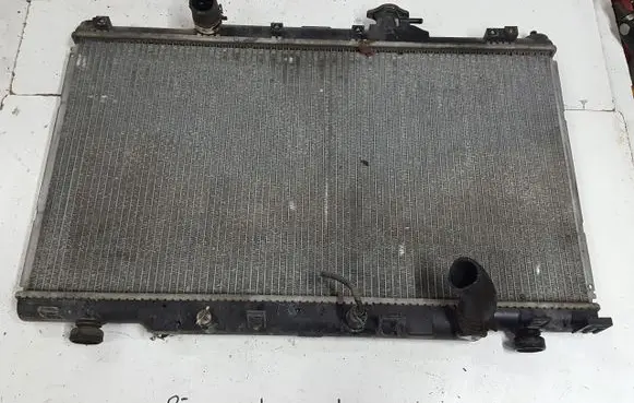 Honda CR-V Coolant radiator 4220007521