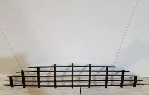 Aston Martin Vanquish V12 Front grill CD33-8A100-AB