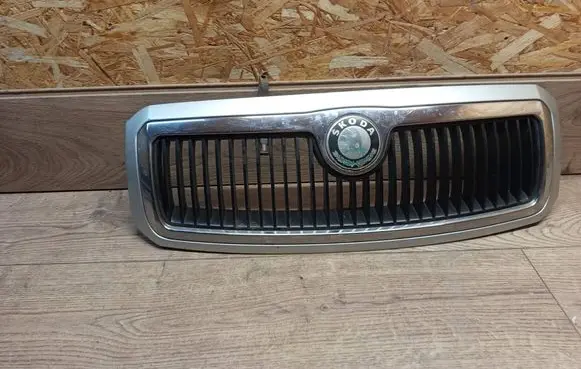 Skoda Fabia Mk1 (6Y) Front grill 6Y0853668 0010111014
