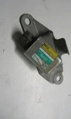 Toyota Land Cruiser (J120) Airbag deployment crash/impact sensor 8983060020
