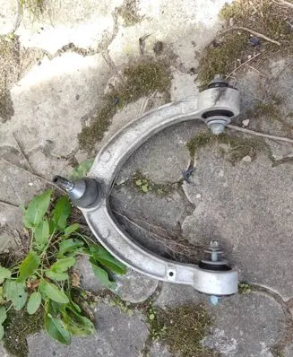 Mercedes-Benz GLE (W166 - C292) Front lower control arm/wishbone 669134