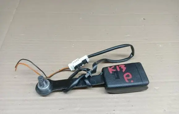Nissan Micra Front seatbelt buckle 1068941 11820AE