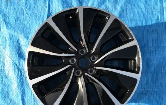 Opel Grandland X R19 alloy rim YP00174580