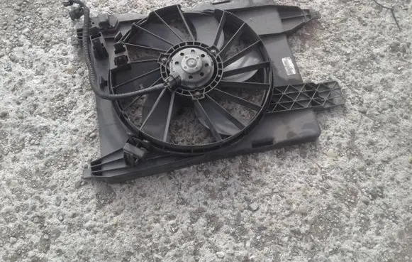 Renault Megane II Electric radiator cooling fan 8200680824