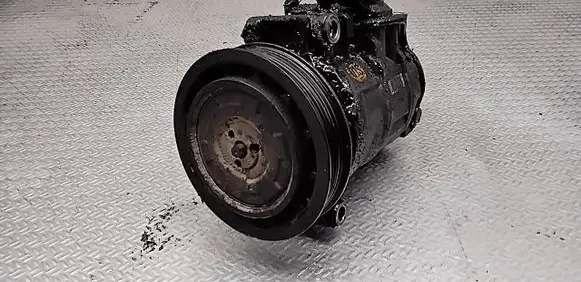 Audi A6 S6 C6 4F Air conditioning (A/C) compressor (pump) 