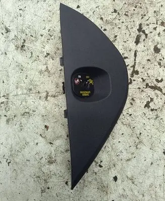Volvo XC60 Dashboard side end trim 30755849 30755646
