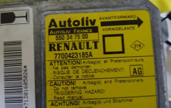 Renault Megane I Airbag control unit/module 7700423185A 550347500