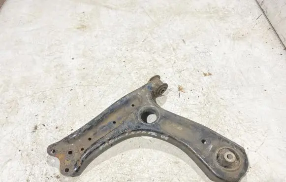 Skoda Fabia Mk2 (5J) Front lower control arm/wishbone
